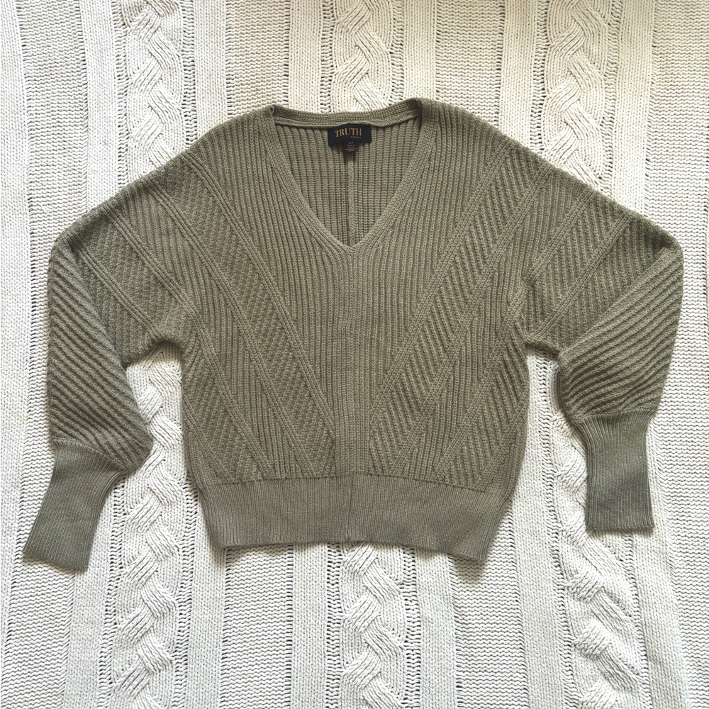 TRUTH BY REPUBLIC SAGE GREEN SWEATER